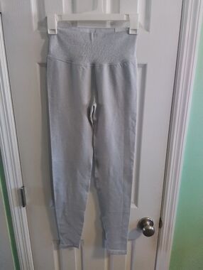 Pink Victorias Secret Shimmer Leggings